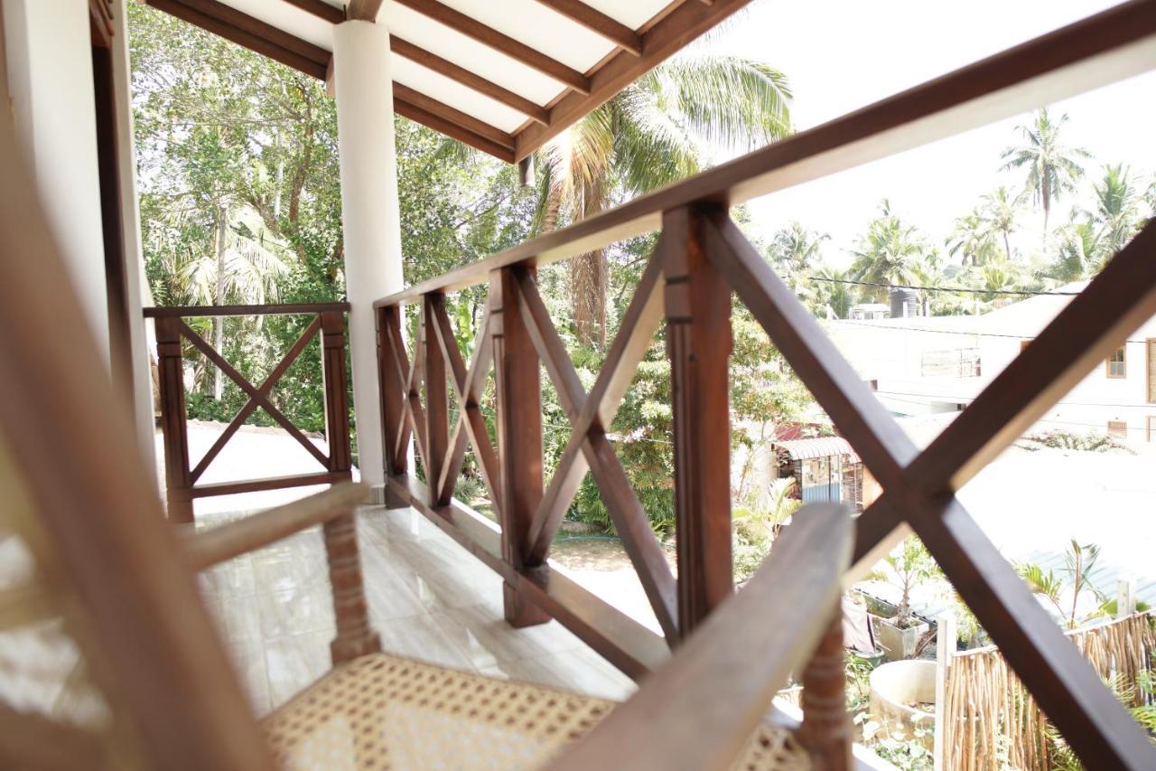 Surf Nest Hiriketiya Otel Dikwella Dış mekan fotoğraf