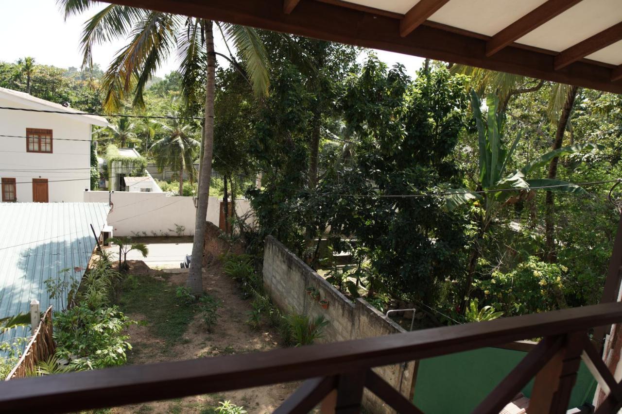 Surf Nest Hiriketiya Otel Dikwella Dış mekan fotoğraf