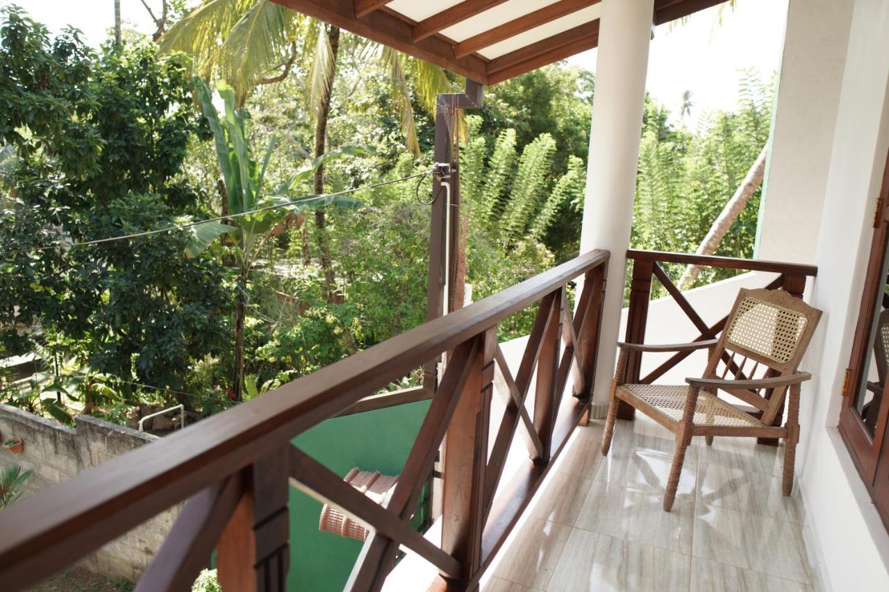 Surf Nest Hiriketiya Otel Dikwella Dış mekan fotoğraf